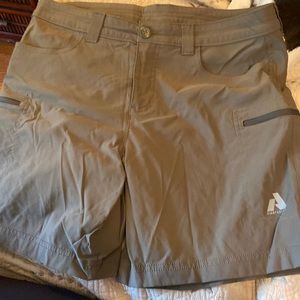 Eddie Bauer First Ascent Shorts